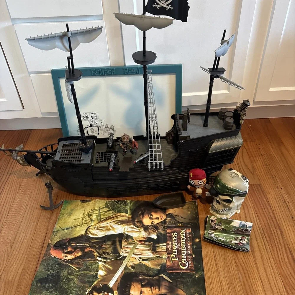 Pirates of the Caribbean‎ Ultimate Black Pearl Playset Zizzle 2006 ,Poster, Mega